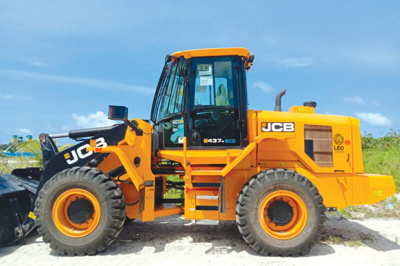 L-464 JCB 437ZX