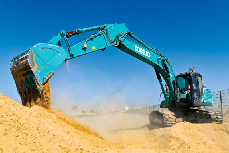 L-495 KOBELCO SK220-10