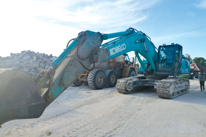 L-411 KOBELCO SK380 XDL-10