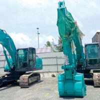 L-495 KOBELCO SK220-10 - Image 2