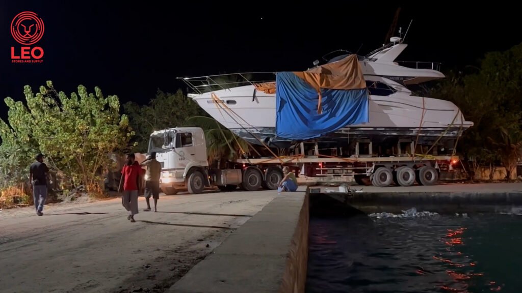 Transportation of Safari Boat
